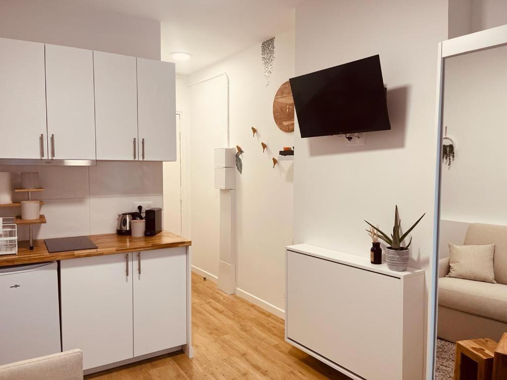 Mignon Petit Studio 16M2 Les Lilas Dış mekan fotoğraf